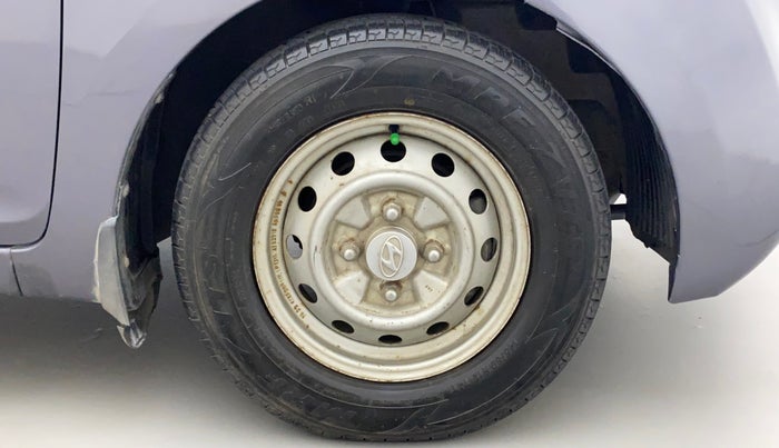 2016 Hyundai Eon ERA PLUS (O), Petrol, Manual, 50,419 km, Right Front Wheel