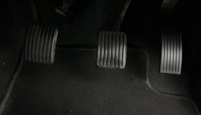 2014 Hyundai Grand i10 SPORTZ 1.2 KAPPA VTVT, Petrol, Manual, 15,516 km, Pedals