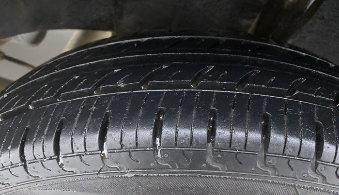 2018 Datsun Redi Go 1.0 T(O) AT, Petrol, Automatic, 32,215 km, Left Rear Tyre Tread