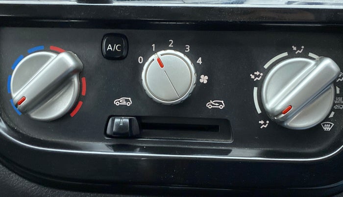 2018 Datsun Redi Go 1.0 T(O) AT, Petrol, Automatic, 32,215 km, Dashboard - Air Re-circulation knob is not working