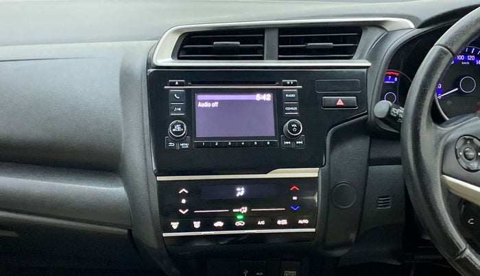 2017 Honda Jazz 1.2 V AT, Petrol, Automatic, 97,828 km, Air Conditioner