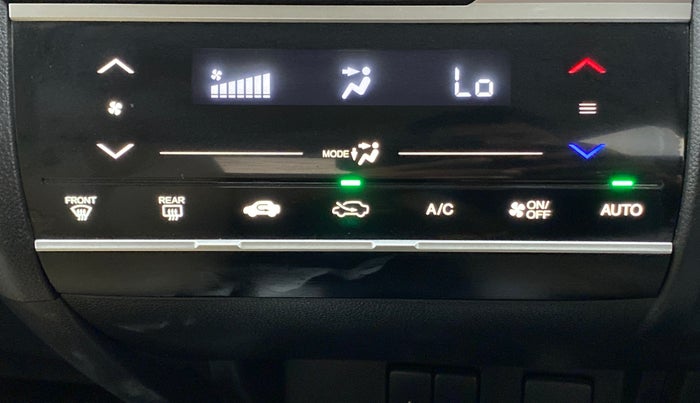 2017 Honda Jazz 1.2 V AT, Petrol, Automatic, 97,828 km, Automatic Climate Control