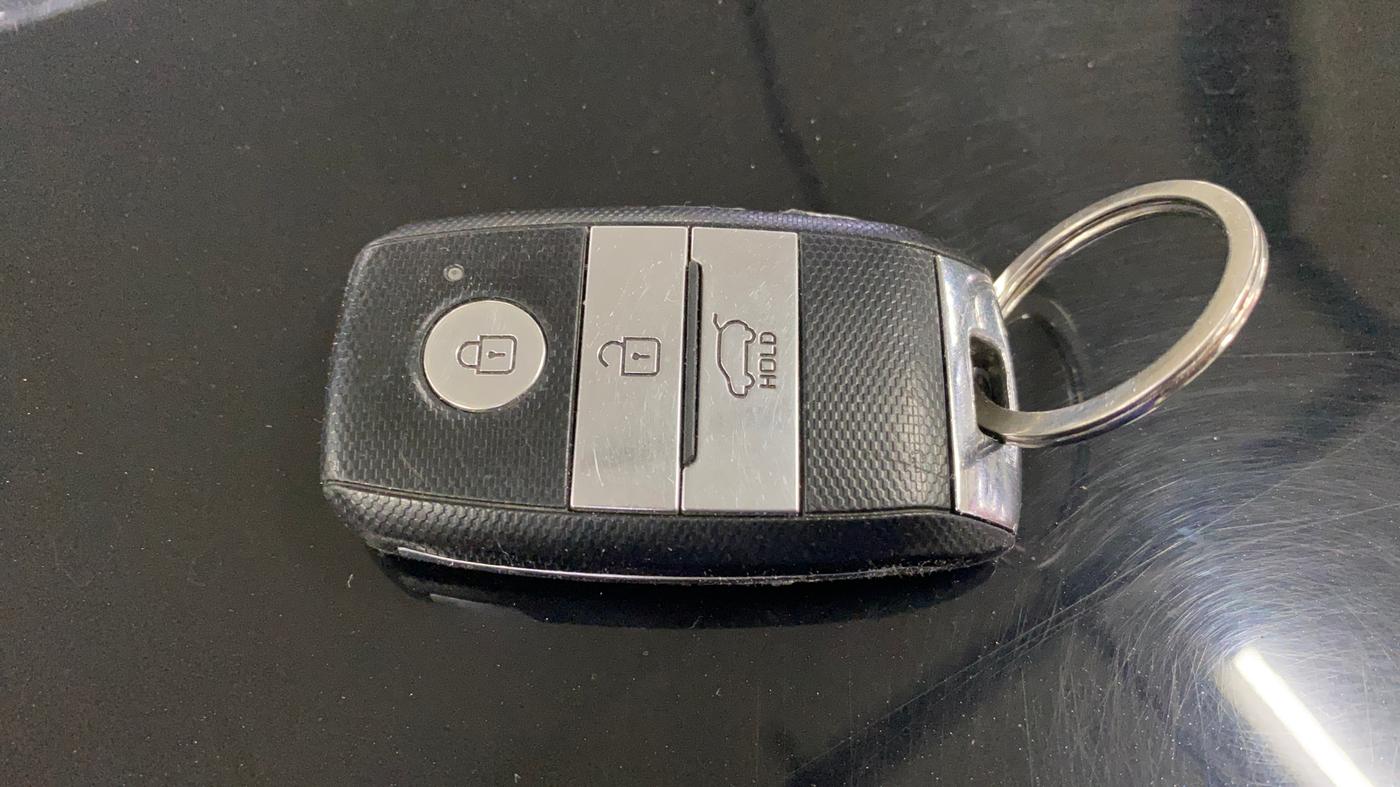 2020 KIA SELTOS HTX 1.5 PETROL, Petrol, Manual, 26,053 km, Key Close Up