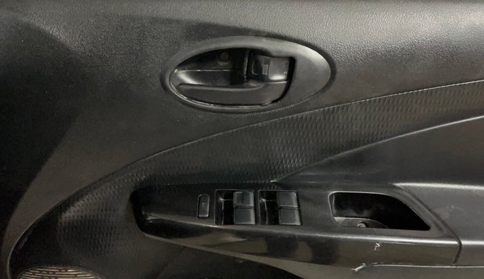 2014 Toyota Etios CROSS 1.2 G, Petrol, Manual, 63,797 km, Driver Side Door Panels Control