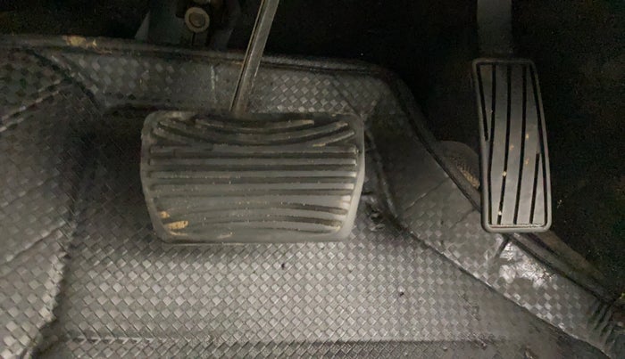 2023 Mahindra XUV300 W8 (O) 1.5 DIESEL AMT, Diesel, Automatic, 90,866 km, Pedals