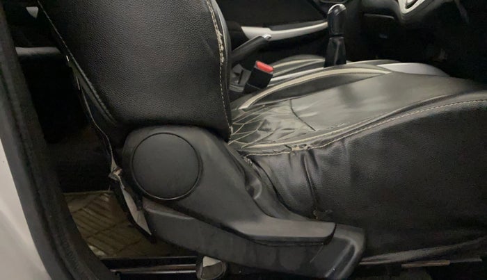 2017 Maruti Baleno DELTA PETROL 1.2, Petrol, Manual, 1,13,548 km, Driver Side Adjustment Panel