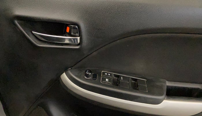 2017 Maruti Baleno DELTA PETROL 1.2, Petrol, Manual, 1,13,548 km, Driver Side Door Panels Control