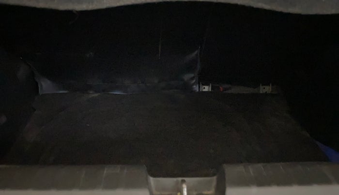 2017 Maruti Baleno DELTA PETROL 1.2, Petrol, Manual, 1,13,548 km, Boot Inside