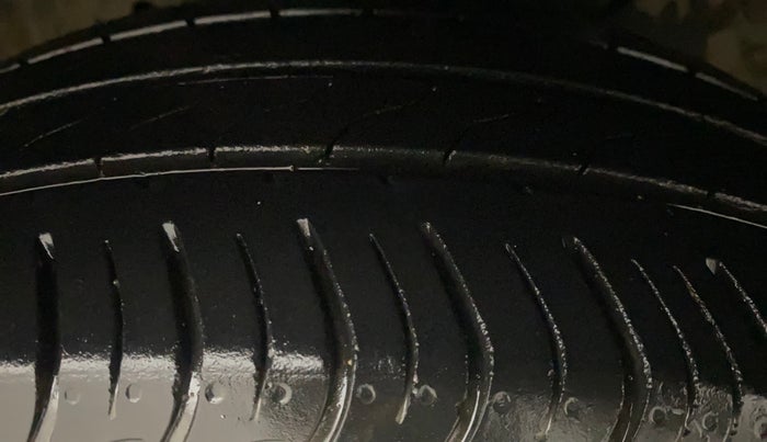 2023 Honda Amaze 1.2L I-VTEC VX CVT, Petrol, Automatic, 23,392 km, Right Front Tyre Tread