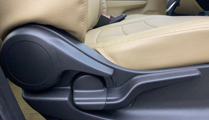 2023 Honda Amaze 1.2L I-VTEC VX CVT, Petrol, Automatic, 23,392 km, Driver Side Adjustment Panel