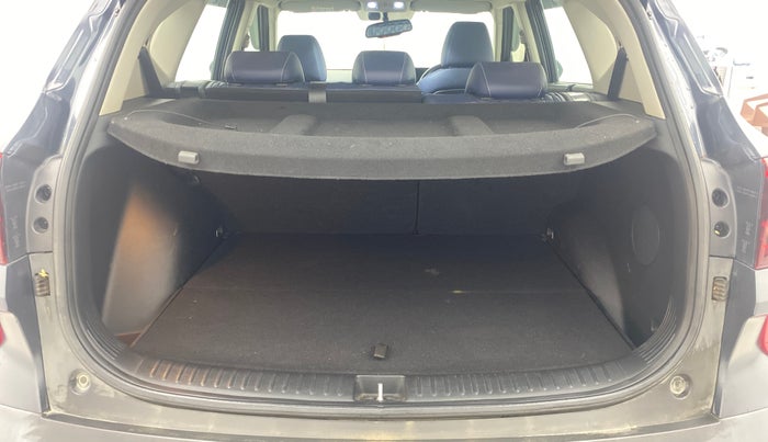 2022 KIA SELTOS X LINE 1.5 DIESEL AT, Diesel, Automatic, 1,08,437 km, Boot Inside