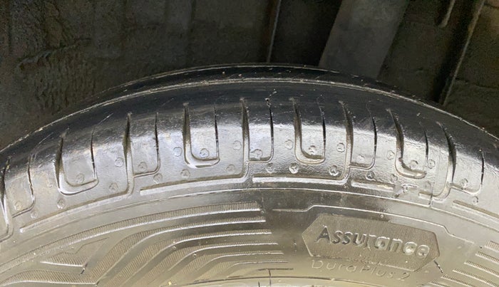 2020 Renault TRIBER RXL MT, Petrol, Manual, 86,420 km, Left Rear Tyre Tread