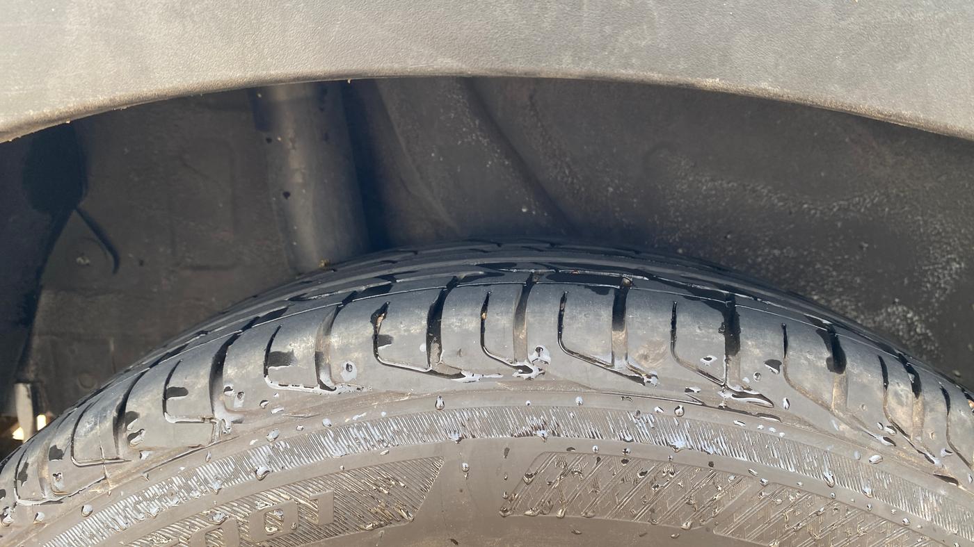 2020 Hyundai VENUE SX PLUS 1.0 TURBO DCT, Petrol, Automatic, 51,919 km, Right Rear Tyre Tread