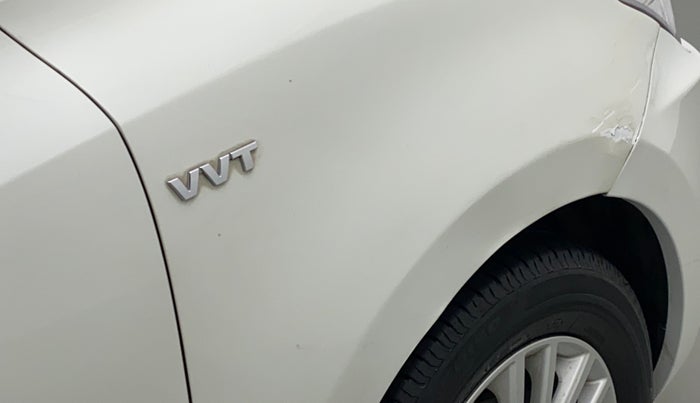 2017 Maruti Dzire ZXI, Petrol, Manual, 99,709 km, Right fender - Slightly dented