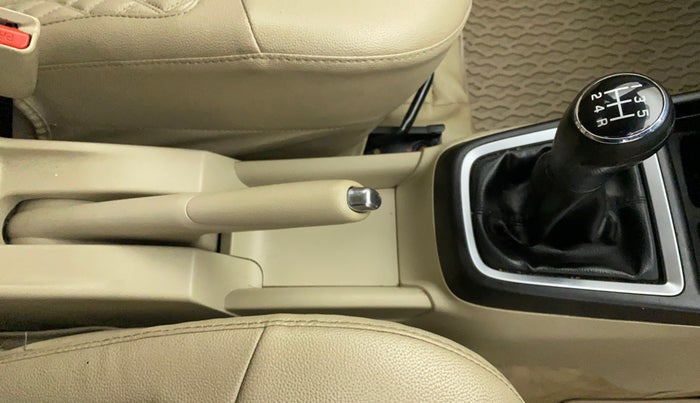 2017 Maruti Dzire ZXI, Petrol, Manual, 99,709 km, Gear Lever