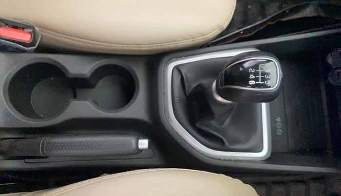 2019 Hyundai Creta SX 1.6 PETROL, Petrol, Manual, 35,487 km, Gear Lever