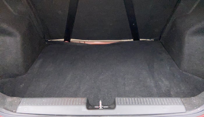 2017 Maruti Dzire VXI AMT, Petrol, Automatic, 20,305 km, Boot Inside View