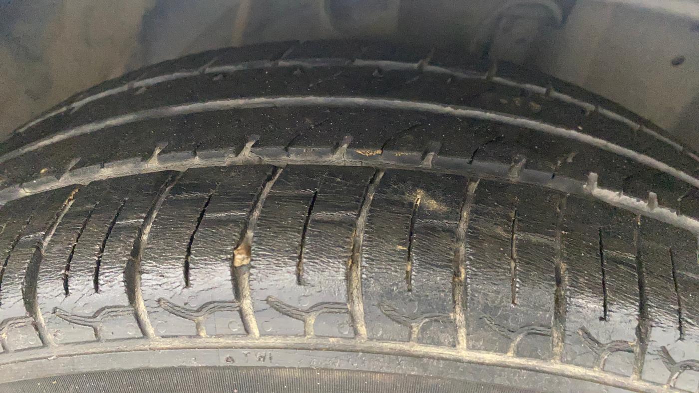 2019 Datsun Go T(O), Petrol, Manual, 70,423 km, Right Front Tyre Tread