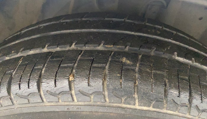2019 Datsun Go T(O), Petrol, Manual, 70,226 km, Right Front Tyre Tread