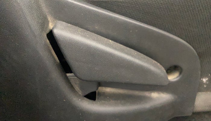 2019 Datsun Go T(O), Petrol, Manual, 70,226 km, Driver Side Adjustment Panel