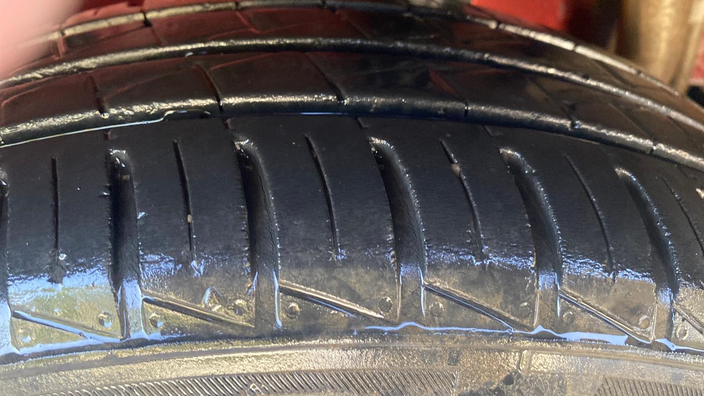 2015 Maruti Celerio VXI AMT, Petrol, Automatic, 86,259 km, Left Rear Tyre Tread