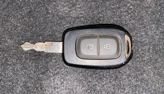 2016 Renault Duster 110 PS RXL 4X2 AMT, Diesel, Automatic, 63,493 km, Key Close Up