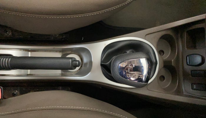 2016 Renault Duster 110 PS RXL 4X2 AMT, Diesel, Automatic, 63,493 km, Gear Lever