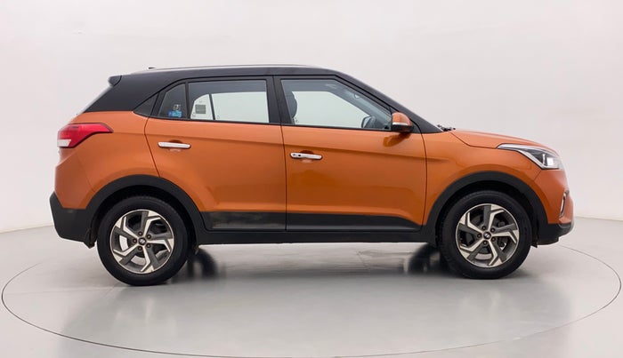 2018 Hyundai Creta SX 1.6 PETROL DUAL TONE, Petrol, Manual, 27,857 km, Right Side View