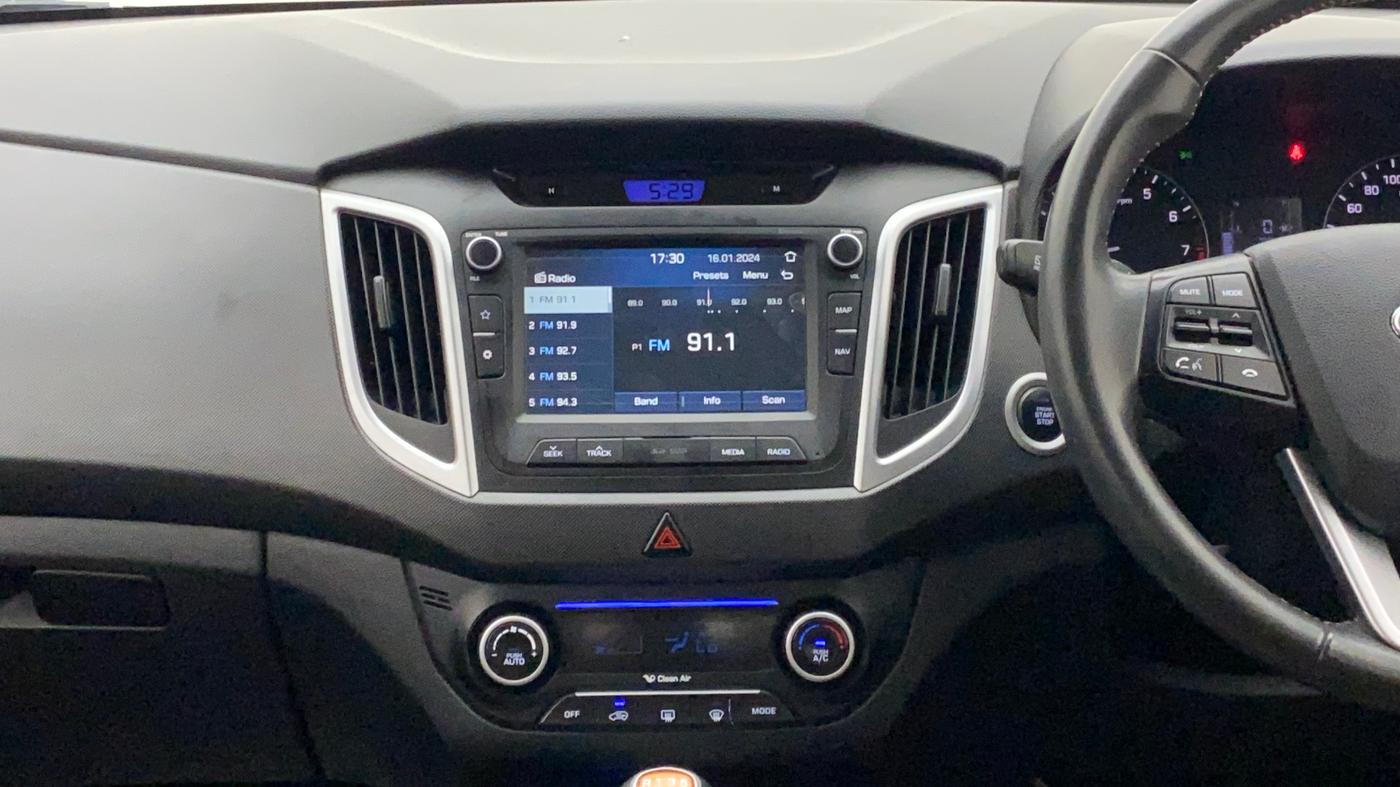 2018 Hyundai Creta SX 1.6 PETROL DUAL TONE, Petrol, Manual, 27,857 km, Air Conditioner