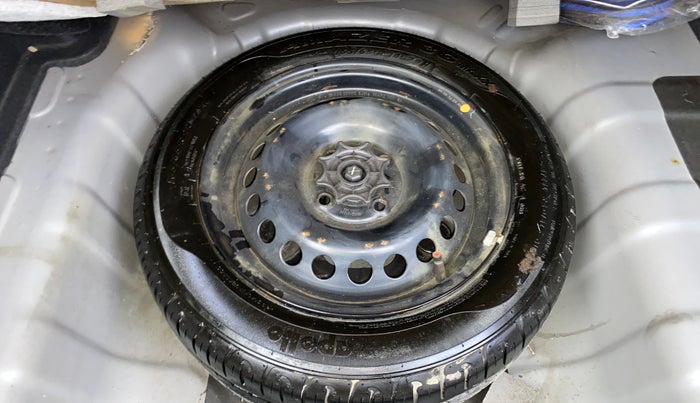 2018 Hyundai Xcent E+, Petrol, Manual, 41,224 km, Spare Tyre