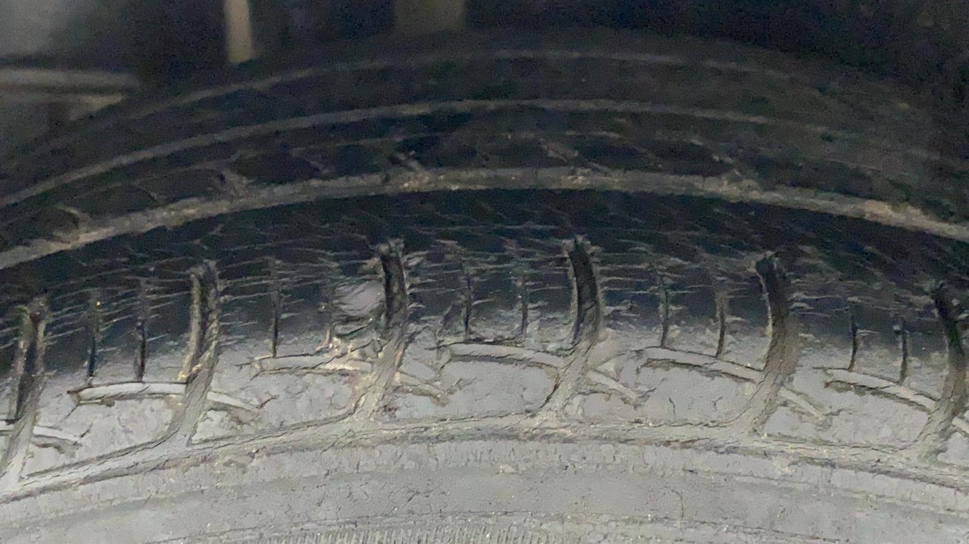 2016 Maruti Ciaz VXI, Petrol, Manual, 60,351 km, Right Rear Tyre Tread