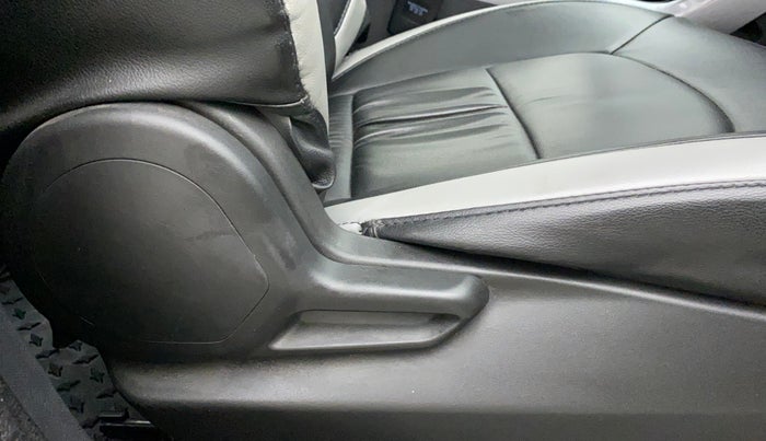 2021 Tata NEXON XM SUNROOF PETROL, Petrol, Manual, 14,800 km, Driver Side Adjustment Panel