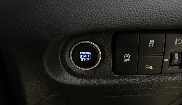 2023 Hyundai ALCAZAR  SIGNATURE (O) DCT 1.5 PETROL 7STR, Petrol, Automatic, 36,279 km, Keyless Start/ Stop Button