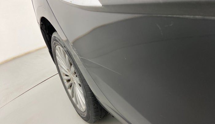 2017 Maruti Ciaz ALPHA 1.4 PETROL, Petrol, Manual, 34,522 km, Right rear door - Slightly dented