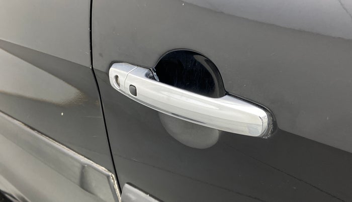 2017 Maruti Ciaz ALPHA 1.4 PETROL, Petrol, Manual, 34,522 km, Lock system - Keyless sensor not working