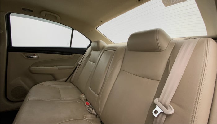 2017 Maruti Ciaz ALPHA 1.4 PETROL, Petrol, Manual, 34,522 km, Right Side Rear Door Cabin