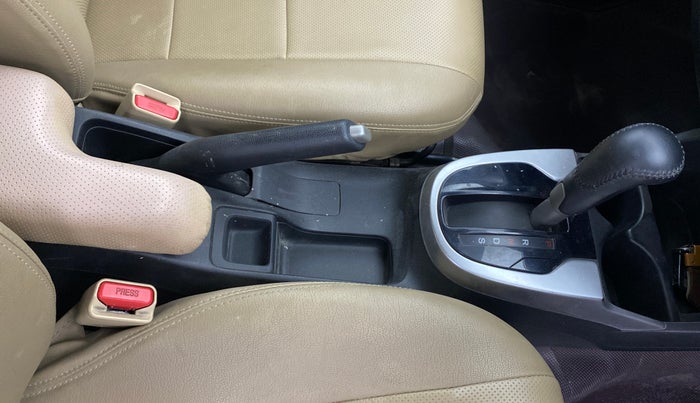 2019 Honda Jazz 1.2L I-VTEC VX CVT, Petrol, Automatic, 20,736 km, Gear Lever