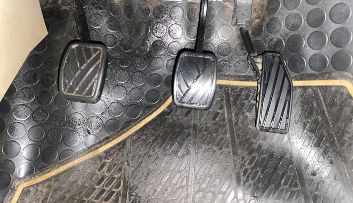 2020 Maruti Dzire VXI, Petrol, Manual, 36,042 km, Pedals