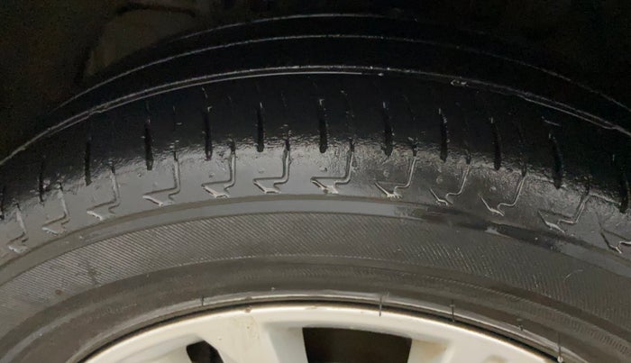 2018 Tata Tiago XZ PETROL, Petrol, Manual, 63,748 km, Left Front Tyre Tread