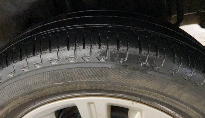 2018 Tata Tiago XZ PETROL, Petrol, Manual, 63,748 km, Left Rear Tyre Tread