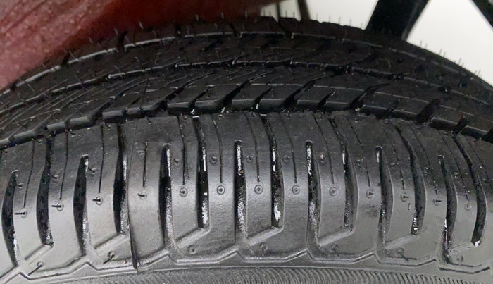 2014 Maruti Wagon R 1.0 VXI, Petrol, Manual, Left Rear Tyre Tread