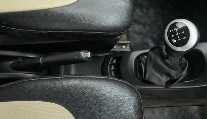2014 Maruti Wagon R 1.0 VXI, Petrol, Manual, Gear Lever