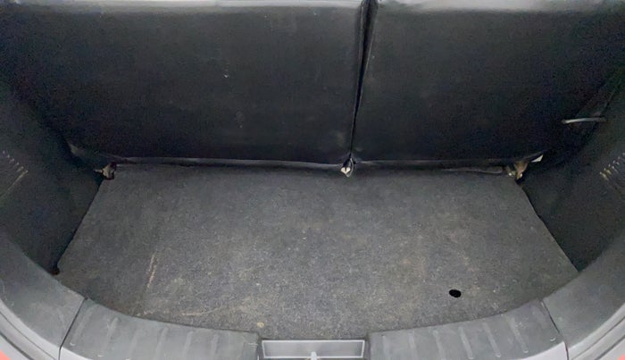 2014 Maruti Wagon R 1.0 VXI, Petrol, Manual, Boot Inside