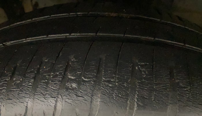 2014 Honda City 1.5L I-VTEC V MT, Petrol, Manual, 96,436 km, Right Front Tyre Tread
