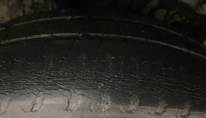 2014 Honda City 1.5L I-VTEC V MT, Petrol, Manual, 96,436 km, Right Rear Tyre Tread