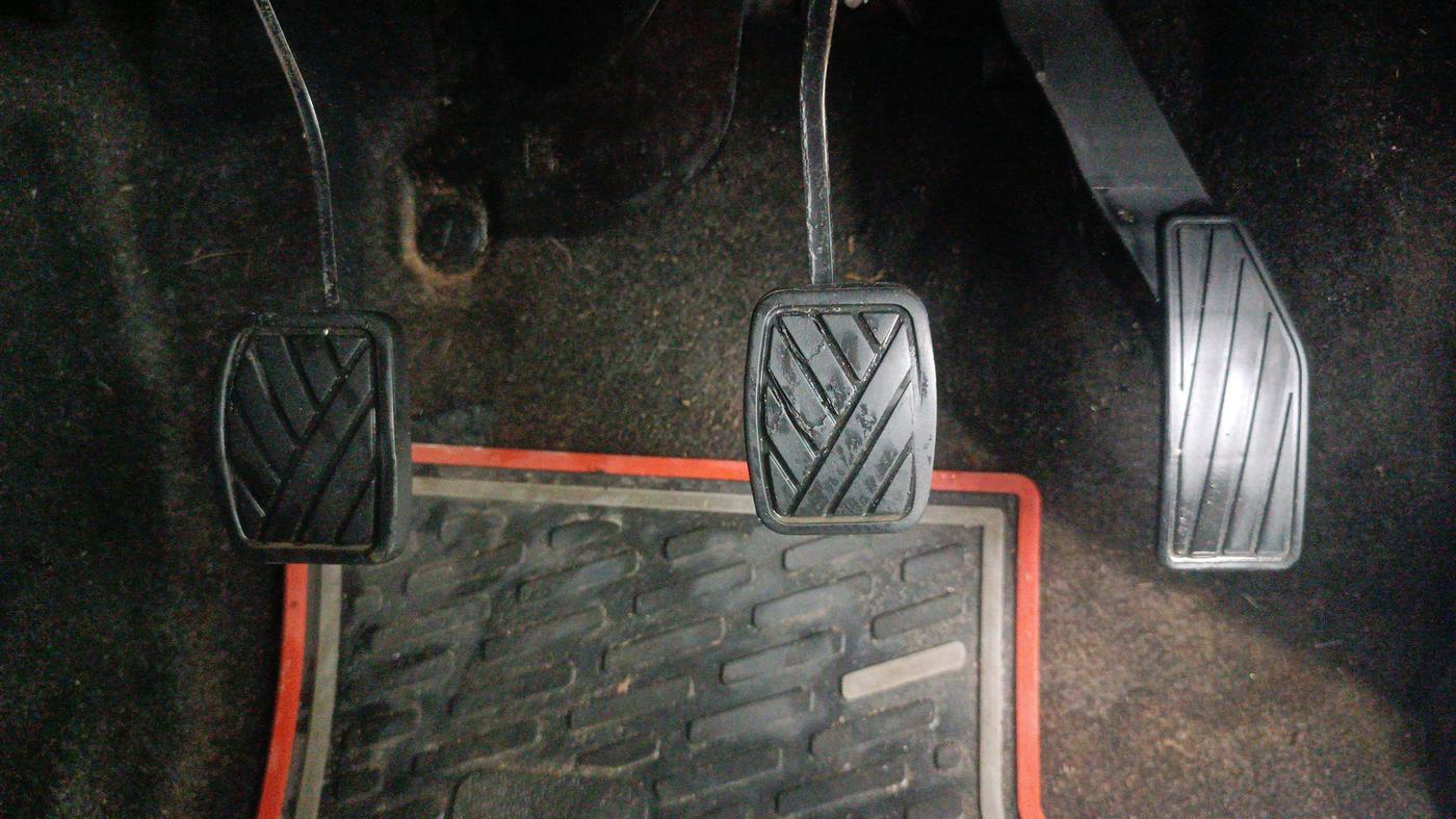 2022 Maruti S PRESSO VXI (O), Petrol, Manual, 69,393 km, Pedals