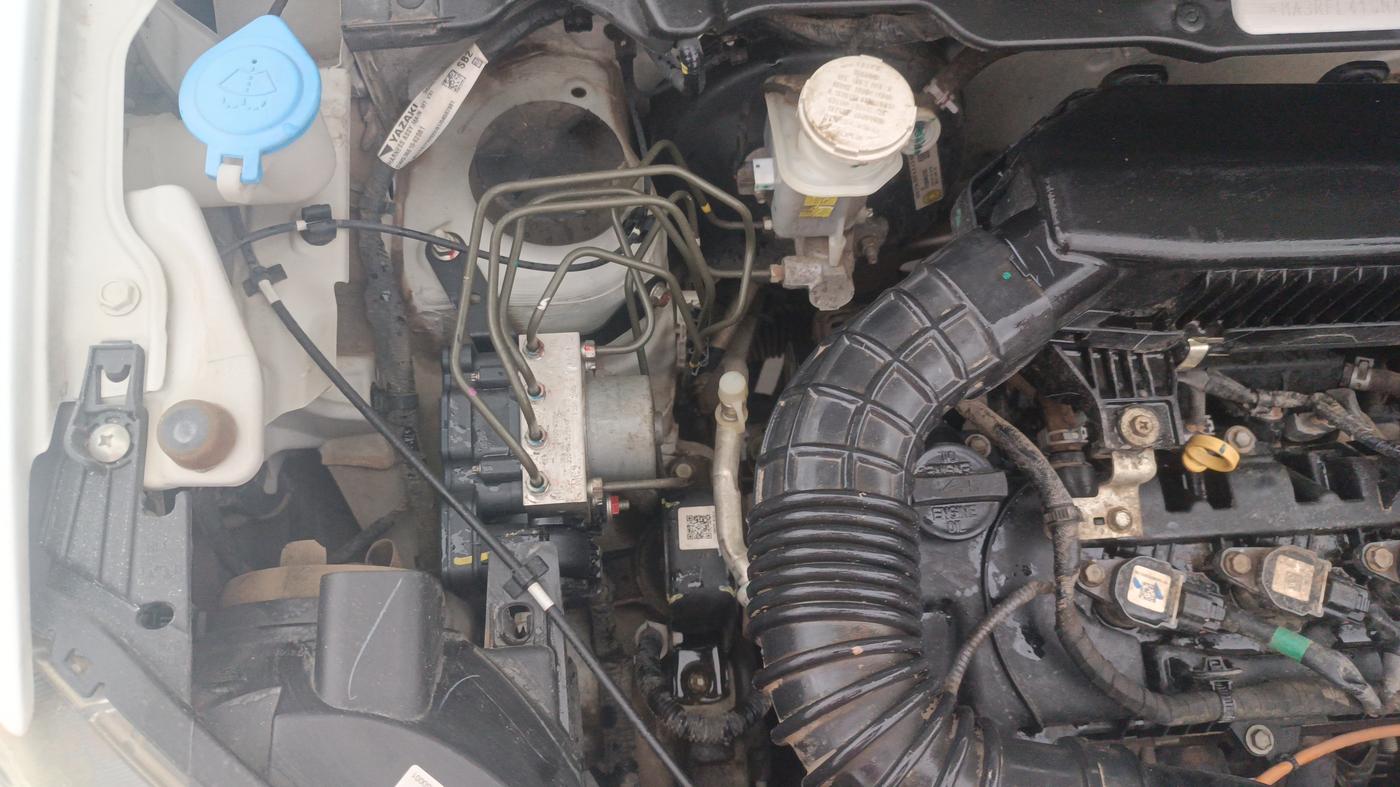 2022 Maruti S PRESSO VXI (O), Petrol, Manual, 69,393 km, Engine View - Right