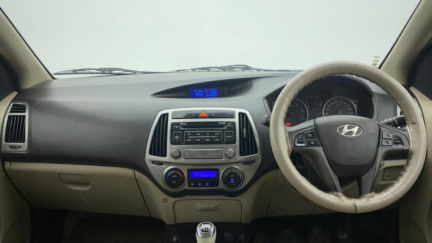 2014 Hyundai i20 SPORTZ 1.4 CRDI, Diesel, Manual, 1,24,528 km, Dashboard