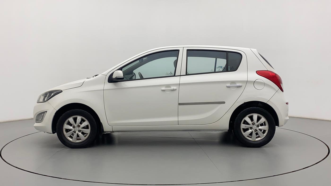2014 Hyundai i20 SPORTZ 1.4 CRDI, Diesel, Manual, 1,24,528 km, Left Side