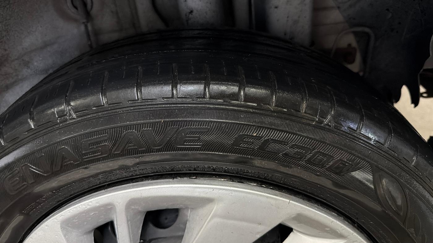 2020 Hyundai Elite i20 MAGNA PLUS 1.2, CNG, Manual, 68,222 km, Left Rear Tyre Tread